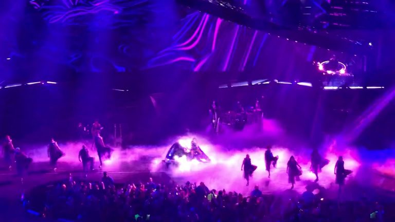 Lady Gaga – The Edge of Glory – Live at Park MGM Las Vegas