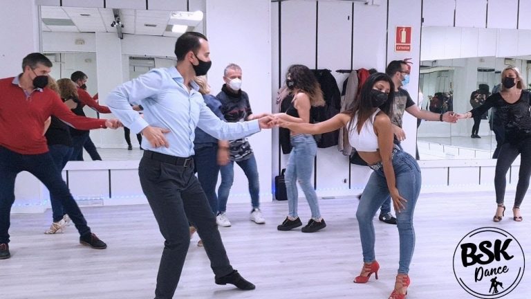 CLASES DE SALSA ELEGANTE EN MADRID