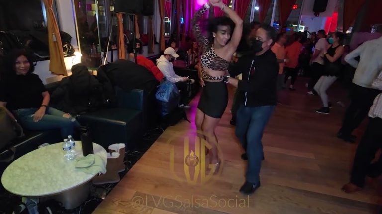 Joel Dominguez (JoelSalsa) & Yolotzin – LVG Salsa Social NYC