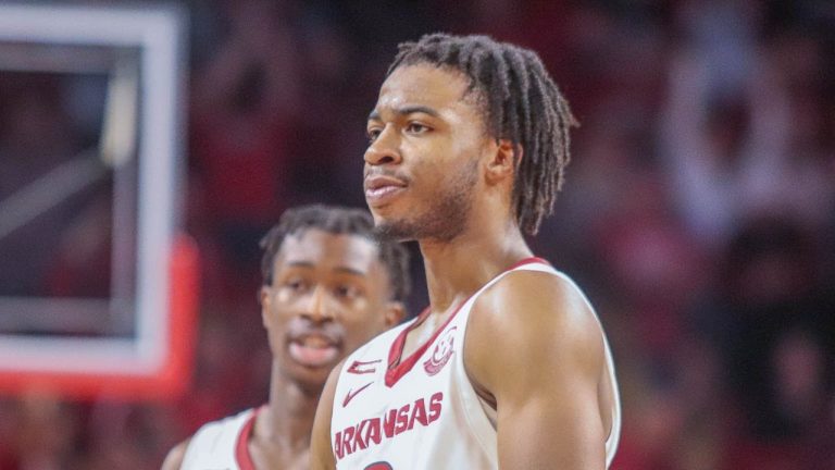 Umude on big night in Razorback’s seventh straight win Wednesday night