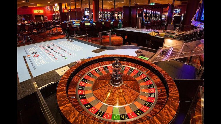 Why Baccarat over Roulette when Flat Betting