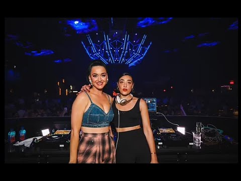 Katy Perry enjoys a slice of pizza while partying with DJ Mia Moretti at Zouk Nightclub at Resorts W