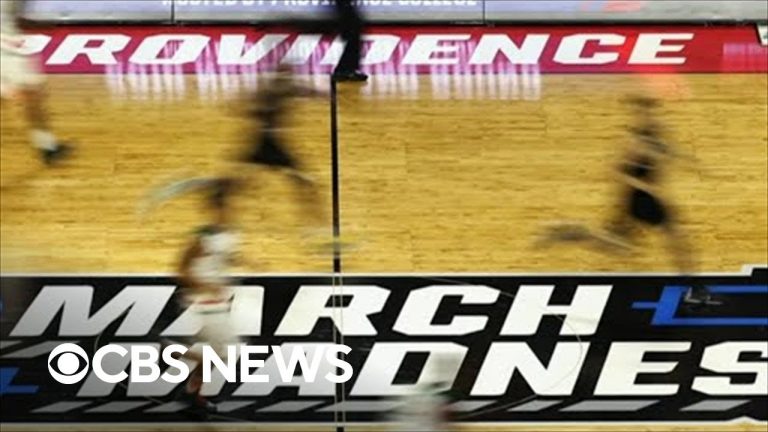 MoneyWatch: Betting on March Madness