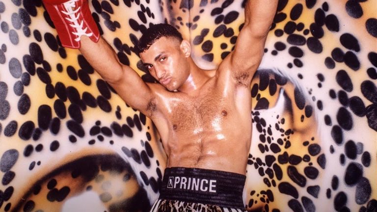 Prince Naseem Hamed DEBUT