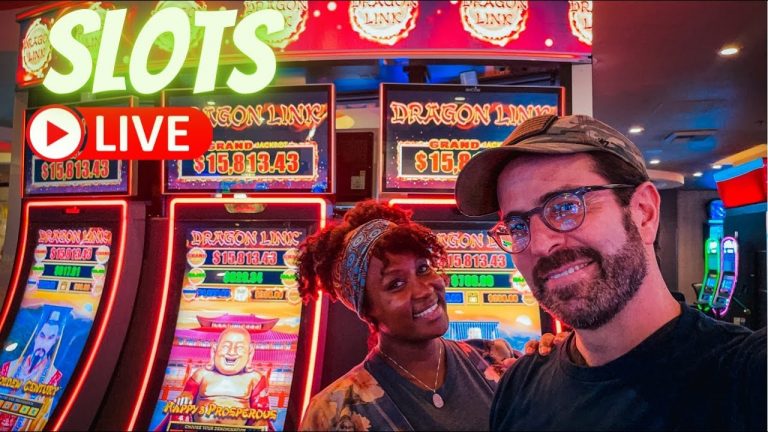 Whats it Like to Play Slots in Las Vegas in 2022! (Live at Plaza Las Vegas)