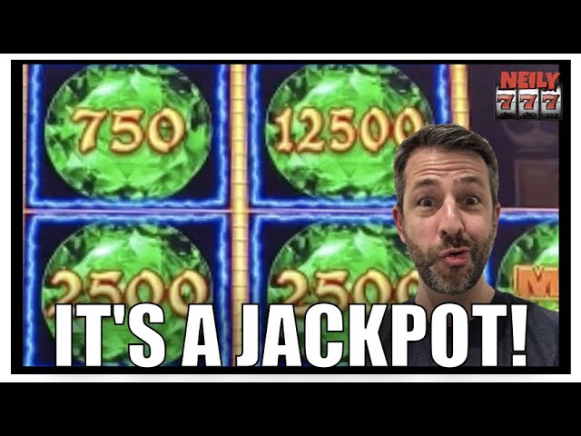 The BIG NUMBERS showed up and I got a JACKPOT on LIGHTNING LINK slot!