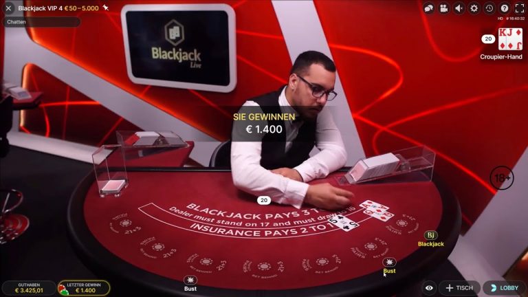 Live Dealer Blackjack Straight Flush !