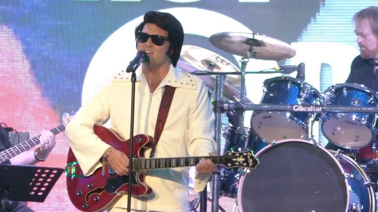 Ben Thompson as Roy Orbison – video by Susan Quinn Sand