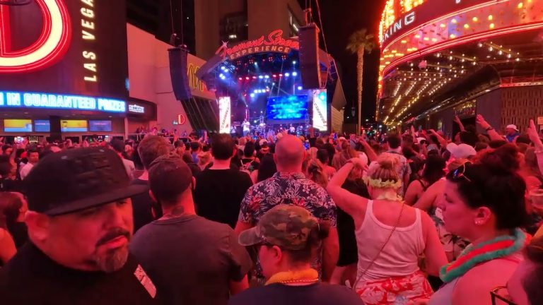 Fremont Street Experience–Shaggy in Downtown Las Vegas