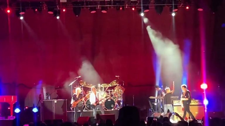 Journey – Neal Schon Guitar Solo + Wheel in the Sky -California Mid State Fair 7/20/22