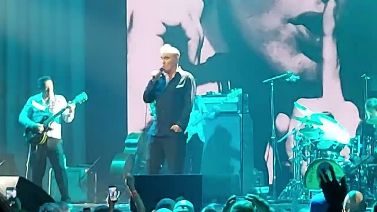 Morrissey – Sure Enough, The Telephone Rings & Band Intro, Caesars Palace, Las Vegas, 6th July 2022