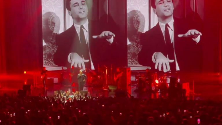 Morrissey Viva Moz Vegas 2022 – How Soon Is Now