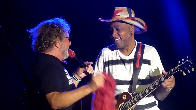 Sammy Hagar – I’ll Fall In Love Again, There’s Only One Way To Rock – Strat – Las Vegas – 7-1-2022