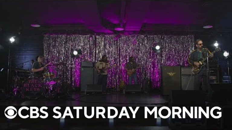 Saturday Sessions: The Black Keys perform “Gold on the Ceiling