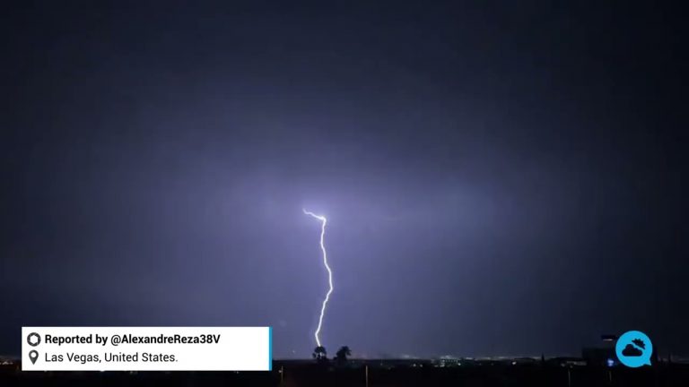 Spectacular thunderstorm in Las Vegas, USA