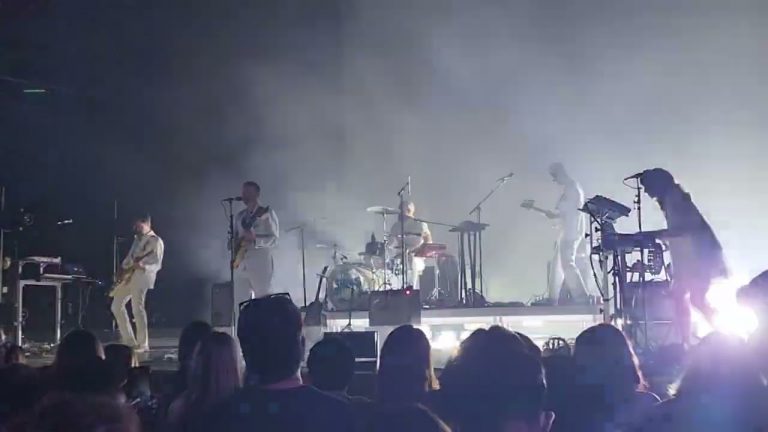 The Shins – Kissing the Lipless & Sleeping Lessons Encore Las Vegas 7/22/2022