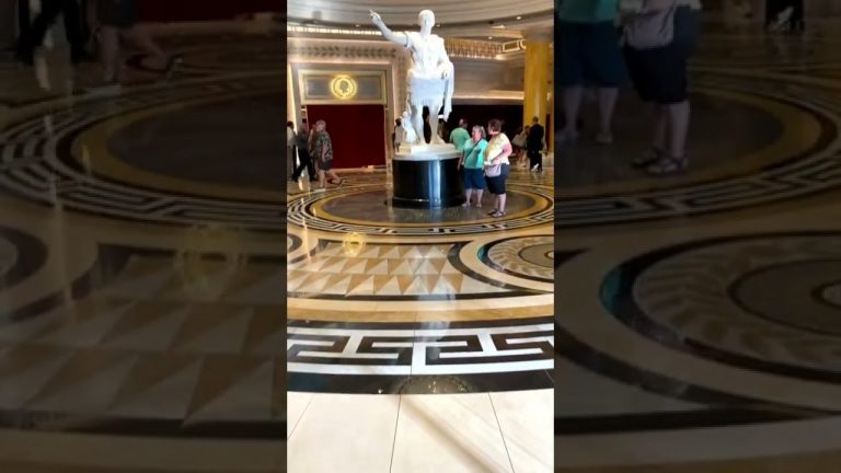 Caesars Palace Las Vegas #travel #vlog #lasvegas #ceasarspalace