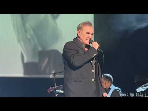 Morrissey-BLACK CLOUD-Live-Gleneagle INEC Arena, Killarney, IRE, September 24, 2022 #TheSmiths #Moz