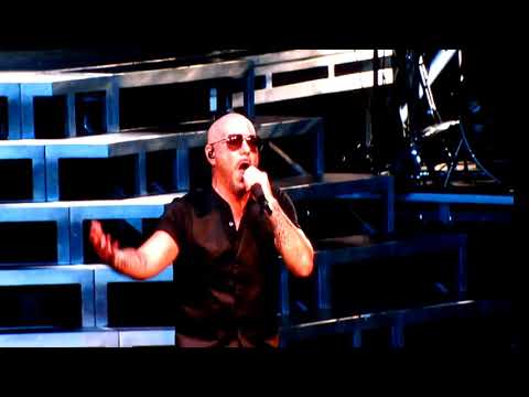 “On the Floor” / “I Like It” / “DJ Got Us Fallin’ in Love” (Live 2022) – Pitbull