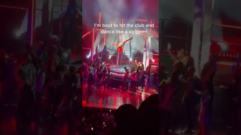 A stripper is dancing on the pole while Usher sings “Bad Girl” #usher