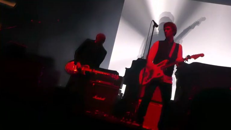 Johnny Marr / Andy Rourke (The Smiths) – How Soon Is Now? – Madison Square Garden, NYC 01.10.22