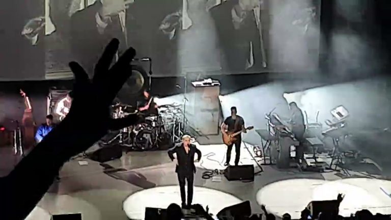 Morrissey – How Soon Is Now? at SEC Armadillo Glasgow Scotland 02/10/2022