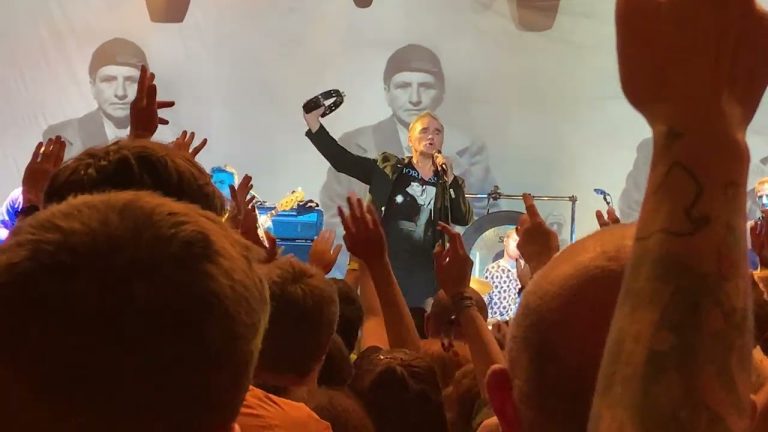 Morrissey @ The Doncaster Dome 30/09/22