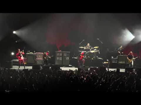 My Chemical Romance: Kill All Your Friends (Clip) (Live @ Kia Forum, 10/14/2022)