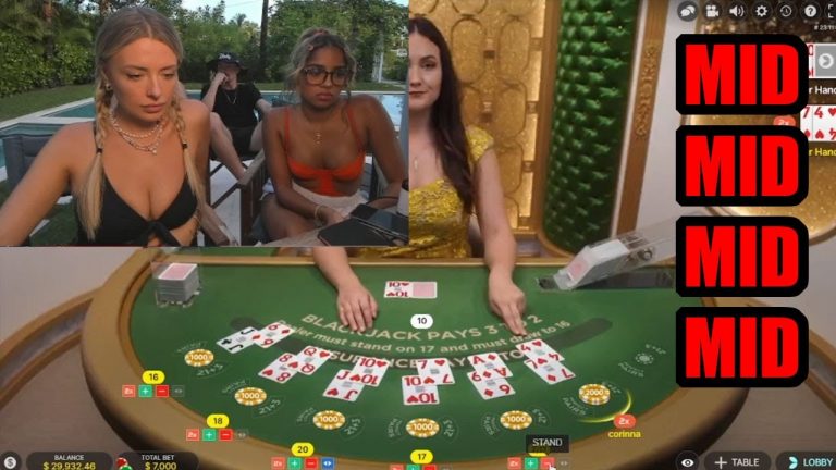 YOUR FAVORITE E GIRL PLAYS BLACKJACK !!!