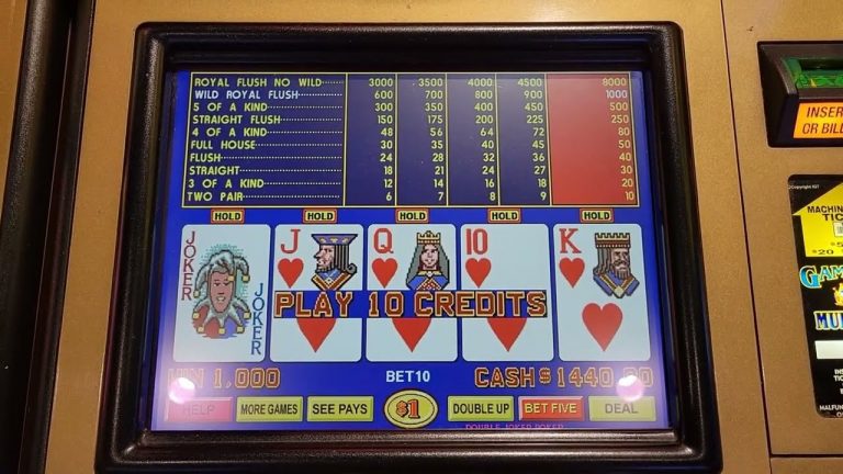 High Limit Video Poker back 2 back Royals & Ultimatum hand!