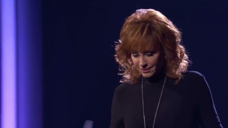 Reba & Darius Rucker: “In The Ghetto” Live