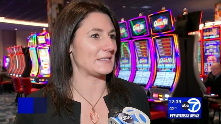 New NY casino brings crowds back to Newburgh Mall