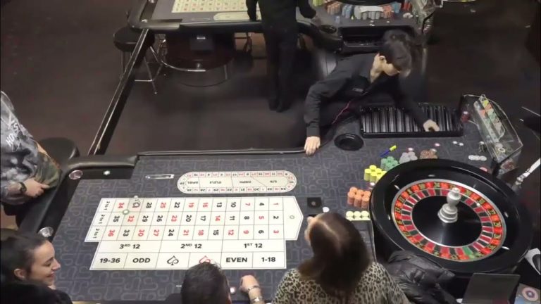 ROULETTE LIVE CASINO TABLE FUL 05/ 12/ 2022