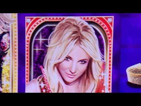 Live Play On MA’AM (Britney)